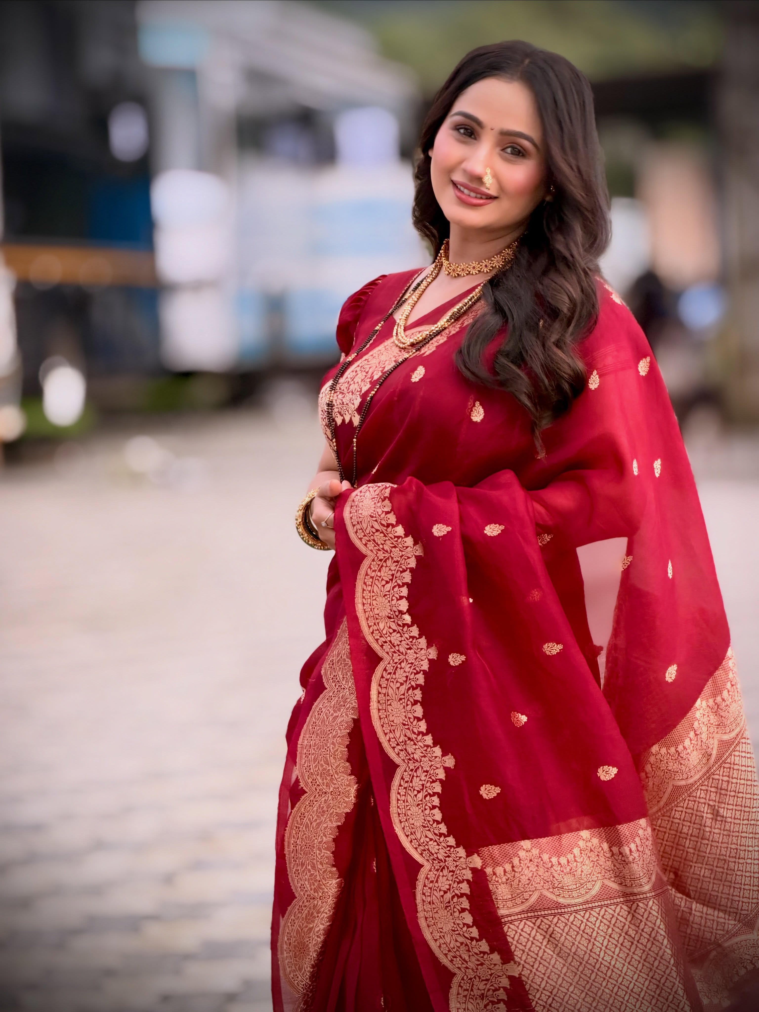 Divya Pugaonkar Saree Look