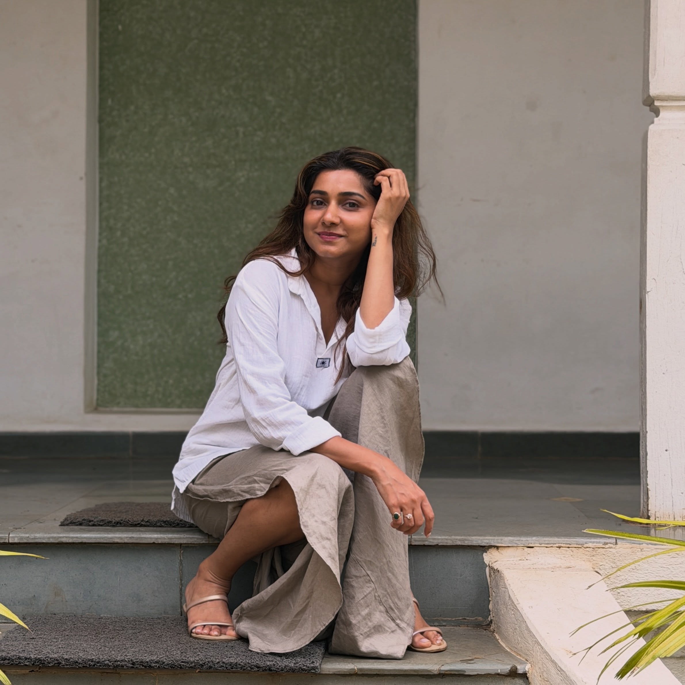 Gauri Nalawade Saree Look