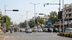 राज्यभरात सार्वजनिक ठिकाणी दिवसा वीज बंदीचा निर्णय