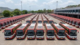 MSRTC Volvo Bus Induction | Maharashtra ST Stand Volvo 9600 | Pratap Sarnaik Transport Minister News | Shivneri ST Bus Service Maharashtra