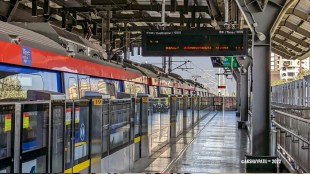 Gundavali metro station pedestrian bridge Mumbai | MMRDA Western Express Highway skywalk | Mumbai Metro Line 7 passenger facilities | Gundavali station foot over bridge project
