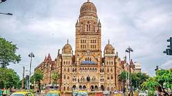 मुंबई: राज्यात दुष्काळ आणि महापालिका रस्ते पाण्याने धुणार; रस्ते स्वच्छतेसाठी पाण्यासारखा पैसा