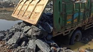 Virar Illegal Stone Mining Bhatpada | Revenue Department Raid Virar Vasai | Tehsildar Deepak Gaikwad Action | Kalpesh Bhoir Virar Crime News 2026