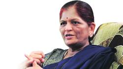 “महिलांचे लेखन झेंडावादी नको, तर खऱ्या अर्थाने स्त्रीवादी हवे”; ज्येष्ठ लेखिका मंगला गोडबोले यांचे प्रतिपादन