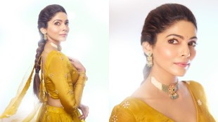 Pooja Sawant Lagna Aani Barach Kahi Movie Look