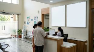 Private Hospitals Treatment Rates Maharashtra | Private Hospital Charges Marathi English Board | Maharashtra Public Health Department Order | Medical Visa Package Rates Display
