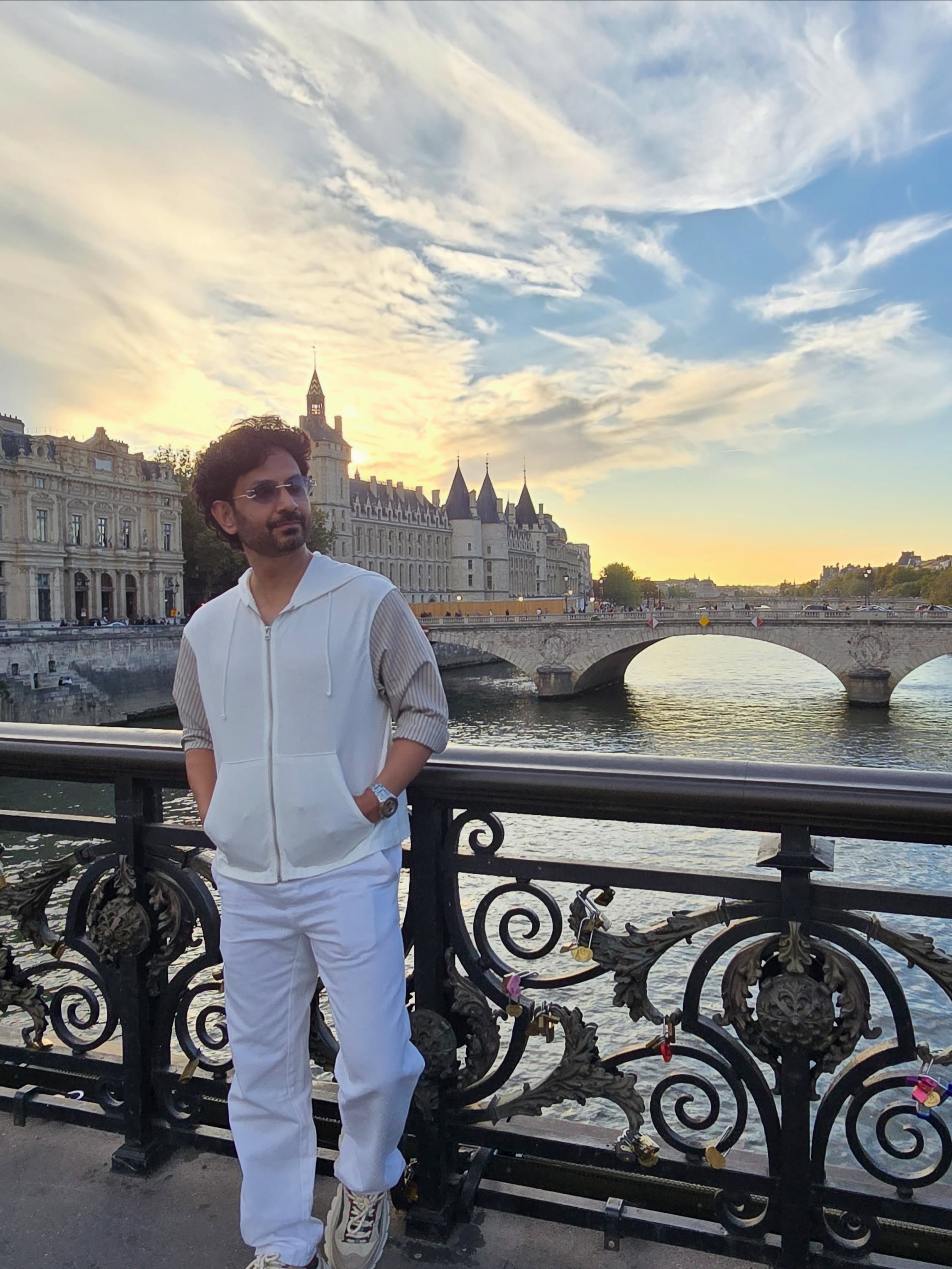 Priya Bapat Umesh Kamat Paris Vacation