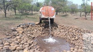 Solapur Forest Department Water Tanker Campaign | Kulraj Singh Solapur Forest Wildlife Relief | Drought Crisis Solapur Wildlife Artificial Water Holes | Solapur District Forest Department News Maharashtra