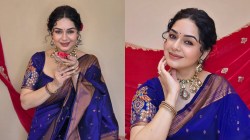 Photos: शारदीय नवरात्रोत्सवानिमित्त सुखदा खांडकेकरचा निळ्या पैठणी साडीतील खास लूक