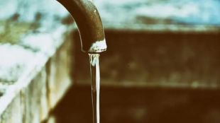 ahilyanagar water scarcity news | ahilyanagar drought handpump water supply | ahilyanagar zilla parishad water supply department | ahilyanagar tanker water supply