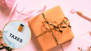 Income Tax Rules on Gifts exemption guide | Tax saving on gifts received in India | प्राप्तिकर कायदा भेटवस्तू कर नियम | ५० हजार रुपये भेटवस्तू करमुक्तता