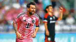 Lionel Messi Inter Miami vs DC United | Luis Suarez goals MLS | Lionel Messi news in Marathi | Inter Miami victory MLS match