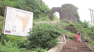Sinhagad Fort Saffron Flag PMC | Pune Mayor Manjusha Nagpure Flag Installation Sinhagad | सिंहगड १०० फुटी भगवा ध्वज पुणे पालिका | पुणे महापौर मंजूषा नागपुरे सिंहगड ध्वज
