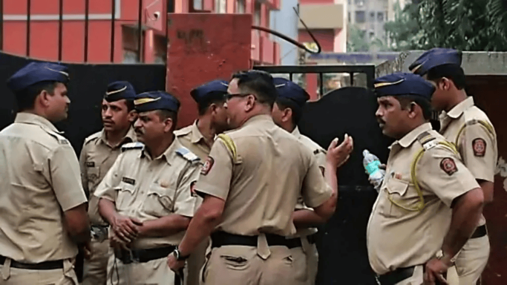 पुण्यात १२३ मुलींचे अपहरण झाल्याची अफवा, ‘रील्स’द्वारे खोटी माहिती पसरवणाऱ्यांवर पोलिसांचा कडक इशारा! पुण्यात १२३ मुलींचे अपहरण झाल्याची अफवा, ‘रील्स’द्वारे खोटी माहिती पसरवणाऱ्यांवर पोलिसांचा कडक इशारा!