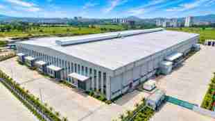 Devendra Fadnavis Energy In Motion | Maval RMK Group Electric Truck | Ashwa Electric Truck Battery Swapping | Maval Investment Pune News
