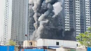 Mulund worker transit camp fire | Cylinder blast in Mulund Navghar | Mumbai Navghar Dharavi PAP camp fire | Mumbai fire brigade rescue operation