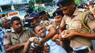 Supreme Court of India | Delhi Police protest detention | Section 163 BNSS board removal | Contempt notice to Home Secretary and Delhi Police Chief