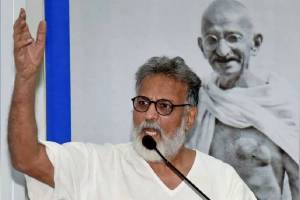 tushar gandhi arrested by mumbai police